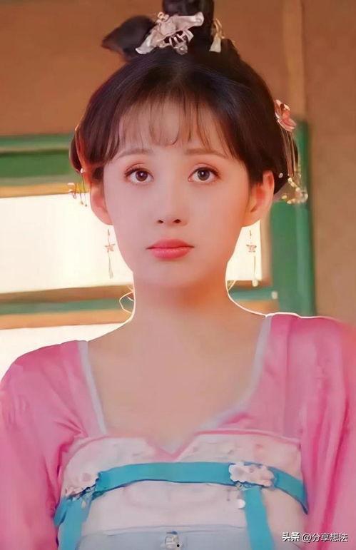 明星背景郑,从草根明星到璀璨星辰的蜕变之路